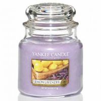 Świeca średnia Yankee Candle Lemon Lavender