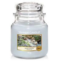 Świeca średnia Water garden Yankee Candle